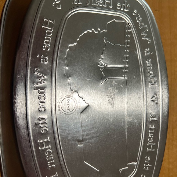 ONE PRE-OWNED DAT”L DO IT METAL TRAY HOME IS WHERE THE HEART IS 10”X6” CTM2 - Picture 3 of 4